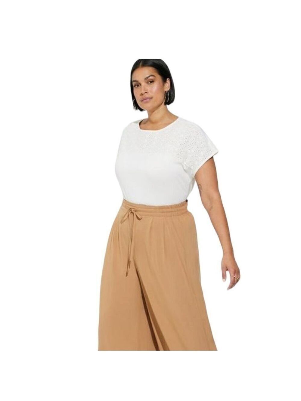 Torrid White Cotton Eyelet Inset Dolman Short Sleeve Tee NWT  Size 1